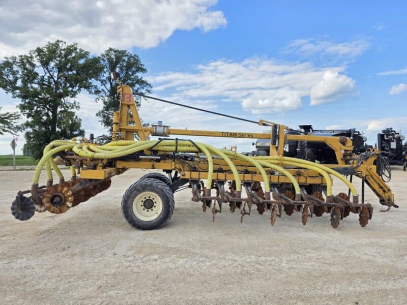36′ Bazooka Farmstar Titan 1 Pulltype Toolbar
