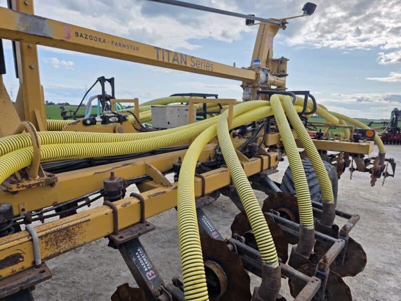 36′ Bazooka Farmstar Titan 1 Pulltype Toolbar