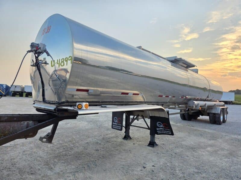 U-4899 1995 STE 7000 Gallon Stainless Steel Semi Tanker