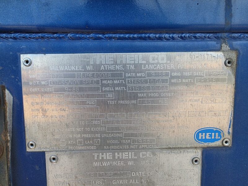 U-4900 1988 Heil 6500 Gallon Stainless Steel Semi Tanker