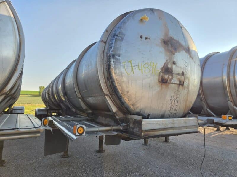 U-4896 1997 Brenner 6800 Gallon Stainless Steel Semi Tanker