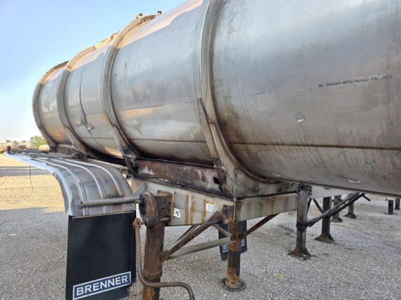 U-4896 1997 Brenner 6800 Gallon Stainless Steel Semi Tanker