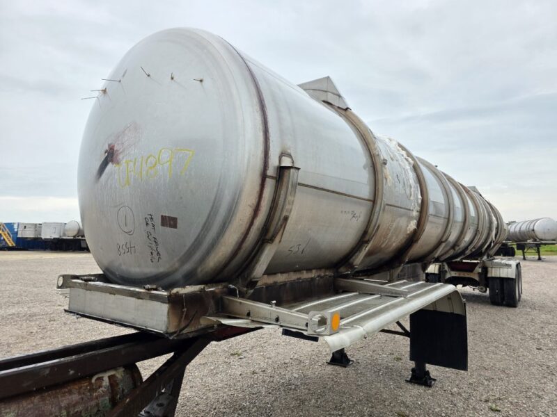 U-4897 2010 Brenner 7000 Gallon Stainless Steel Semi Tanker