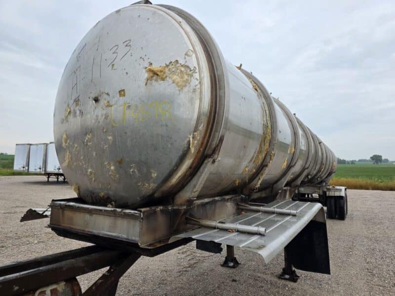 U-4898 1995 Brenner 7000 Gallon Stainless Steel Semi Tanker