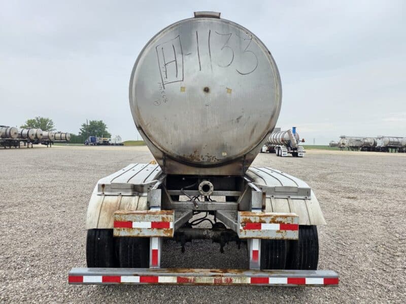 U-4898 1995 Brenner 7000 Gallon Stainless Steel Semi Tanker