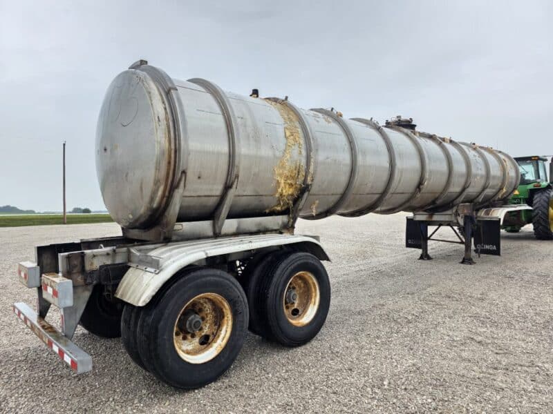 U-4898 1995 Brenner 7000 Gallon Stainless Steel Semi Tanker