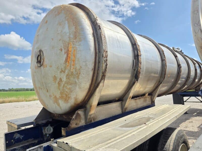 U-4900 1988 Heil 6500 Gallon Stainless Steel Semi Tanker