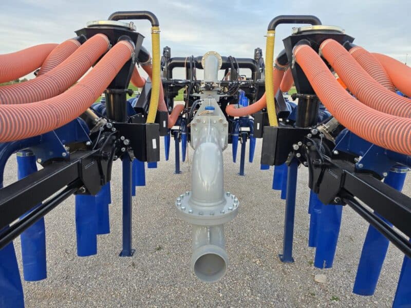 New 56′ Dribble Bar w. H.D. 8″ Stinger w. Mini Manifolds to 4″ Hoses