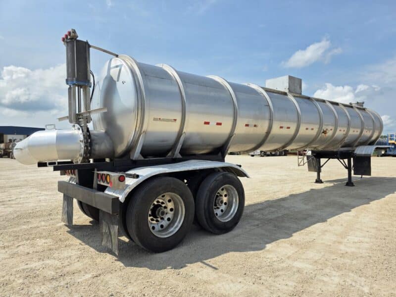 18″ U-4902 1985 Karikool 6500 Gallon Stainless Steel Semi Tanker w. 18in Unload