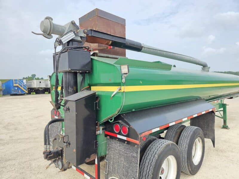 7000 Gallon Diller Semi Tanker with 8″ Offload Boom Kit.
