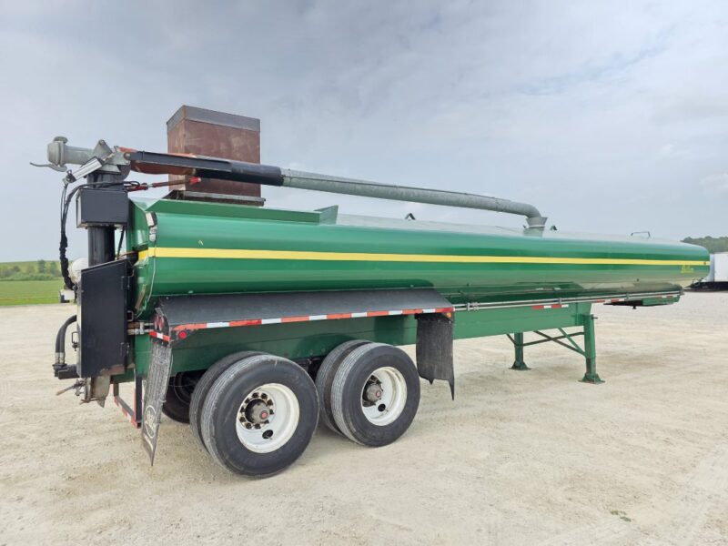 7000 Gallon Diller Semi Tanker with 8″ Offload Boom Kit.
