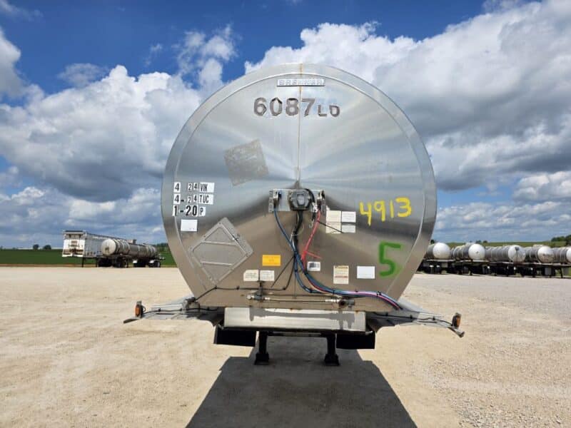 U-4913 2010 Brenner 7000 Gallon Stainless Steel Semi Tanker