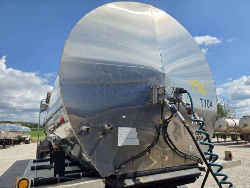 U-4910 1989 Sunshine 7000 Gallon Stainless Steel Semi Tanker
