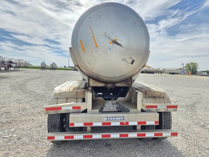 U-4912 2010 Brenner 7000 Gallon Stainless Steel Semi Tanker