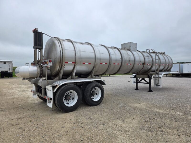 18″ U-4925 1978 Kari Kool 6500 Gallon Stainless Steel Semi Tanker w. 18in Unload