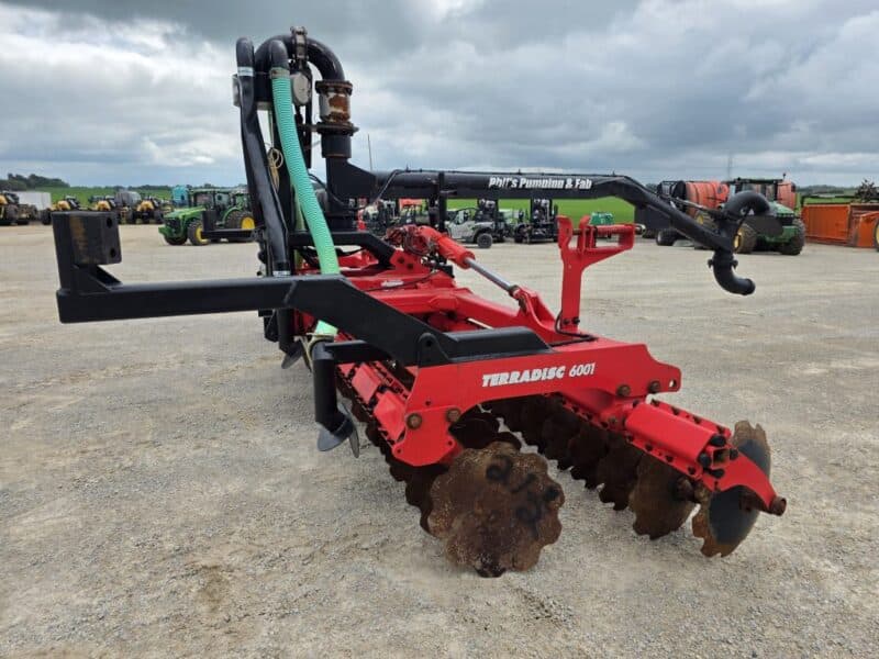 Phil’s Pumping 20′ Pottinger Disc Manure Incorporator w. 6″ Stinger