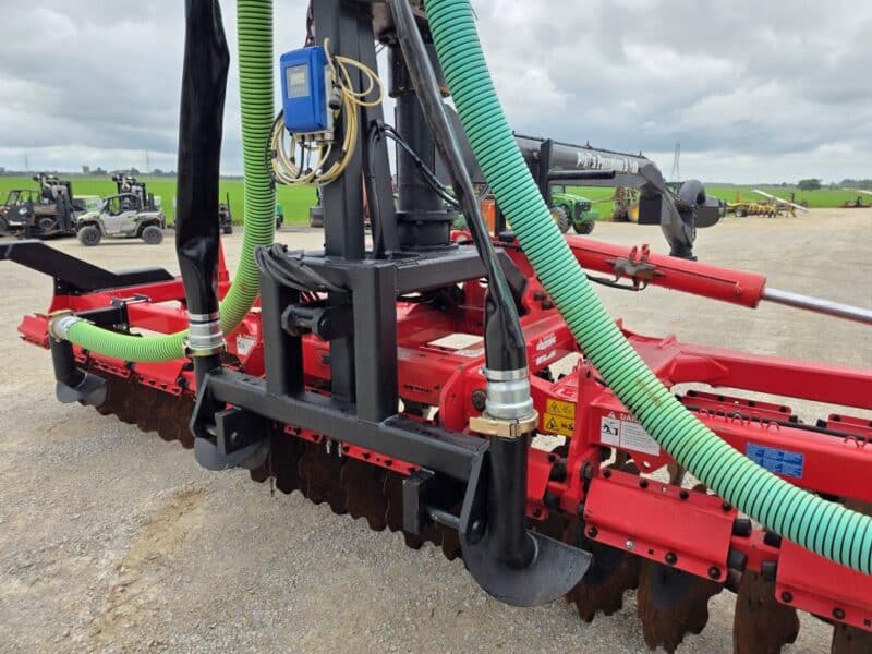 Phil’s Pumping 20′ Pottinger Disc Manure Incorporator w. 6″ Stinger