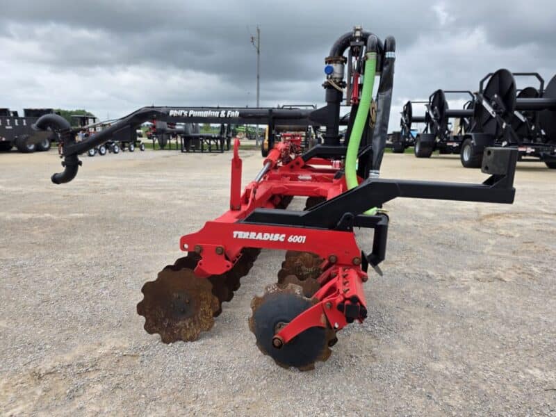Phil’s Pumping 20′ Pottinger Disc Manure Incorporator w. 6″ Stinger