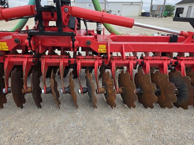 Phil’s Pumping 20′ Pottinger Disc Manure Incorporator w. 6″ Stinger
