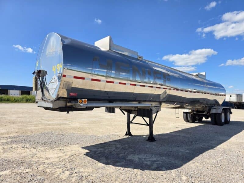 U-4914 1993 Brenner 6700 Gallon Stainless Steel Semi Tanker