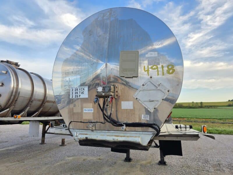 U-4918 1991 Barbel 7000 Gallon Stainless Steel Semi Tanker
