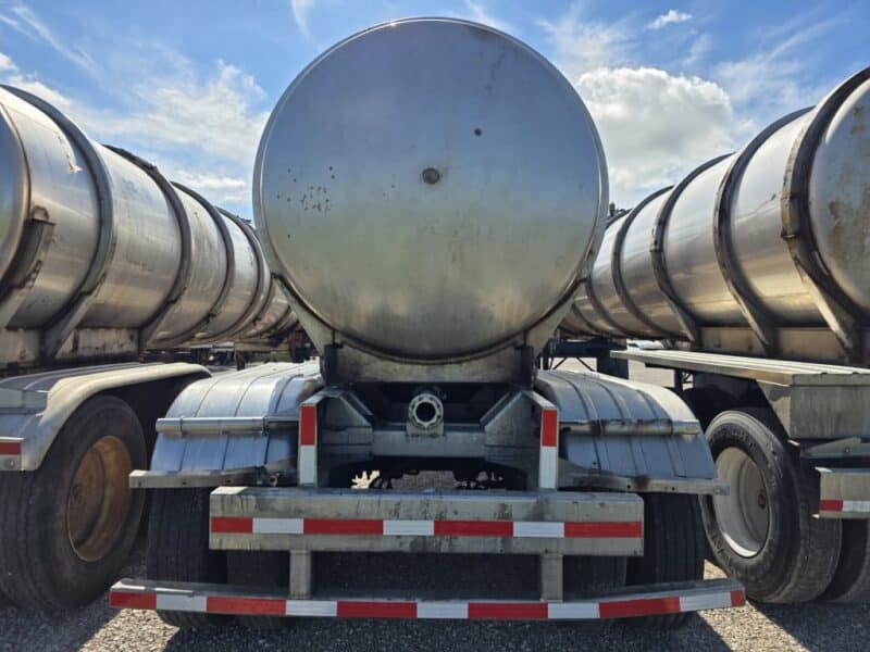 U-4915 1997 Trailmaster 7000 Gallon Stainless Steel Semi Tanker