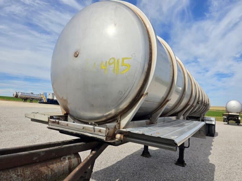 U-4915 1997 Trailmaster 7000 Gallon Stainless Steel Semi Tanker