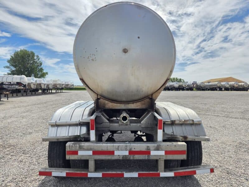 U-4915 1997 Trailmaster 7000 Gallon Stainless Steel Semi Tanker