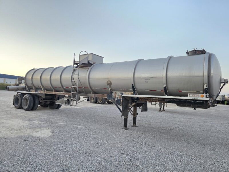 Dual 12″ U-4934 1985 Heil 6000 Gallon Stainless Steel Semi Tanker