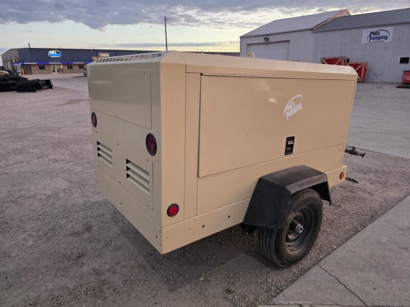 AC-127 375 CFM 2011 Doosan 4.5L John Deere Engine Air Compressor