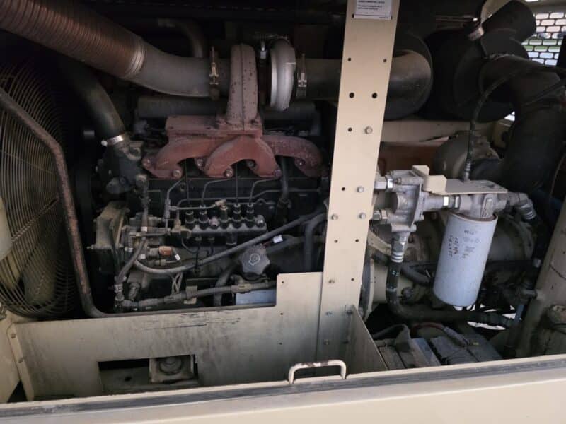 AC-127 375 CFM 2011 Doosan 4.5L John Deere Engine Air Compressor