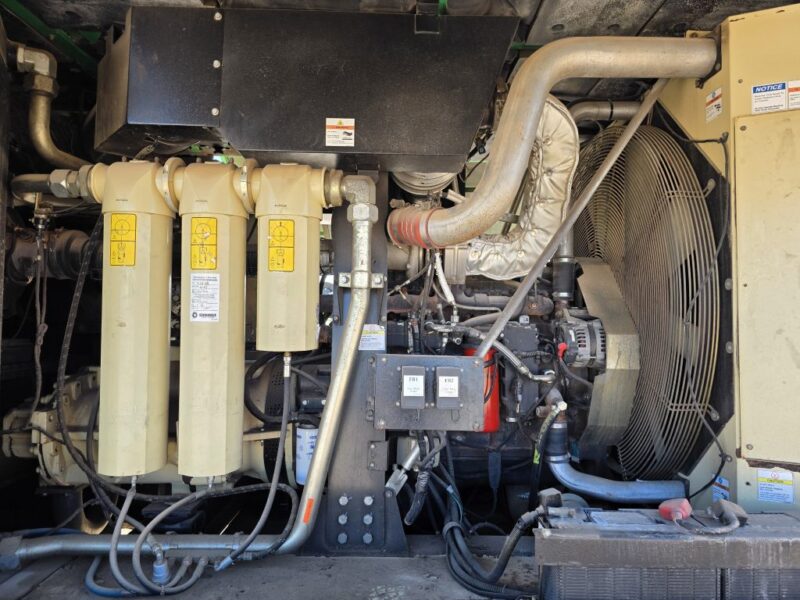 AC-124 915 CFM 2015 Doosan 8.9L Cummins Engine Air Compressor