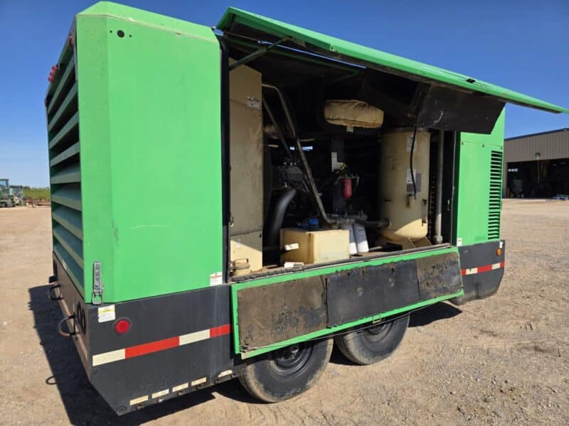 AC-124 915 CFM 2015 Doosan 8.9L Cummins Engine Air Compressor