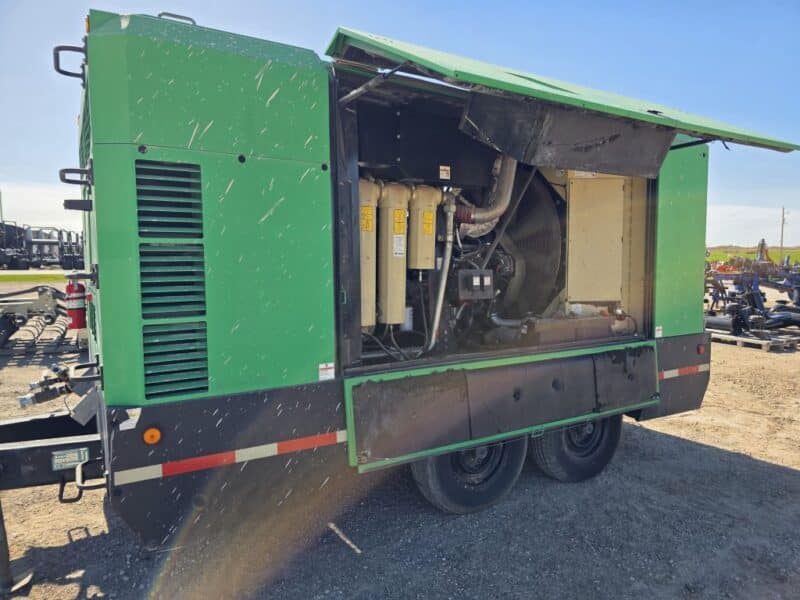 AC-124 915 CFM 2015 Doosan 8.9L Cummins Engine Air Compressor