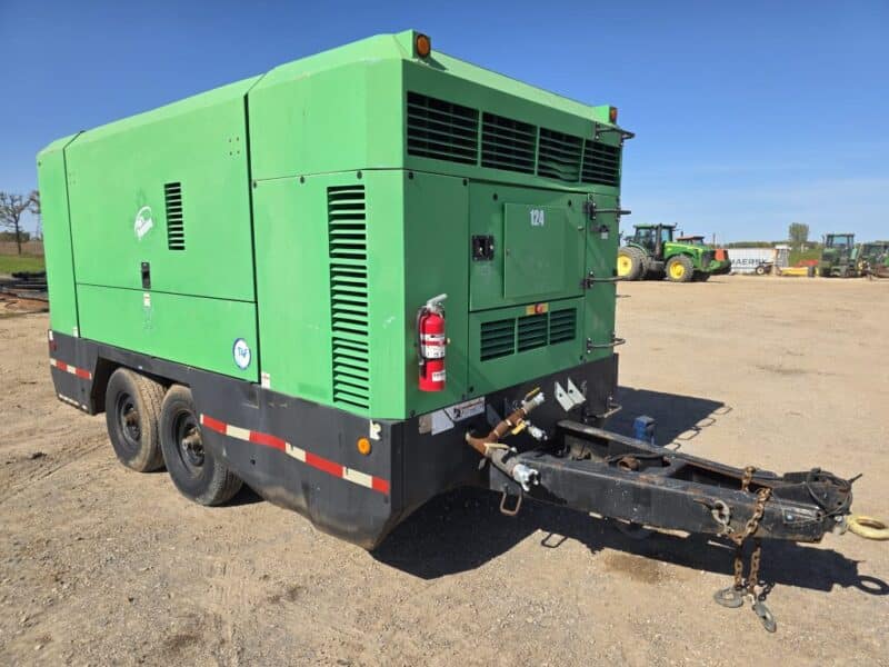 AC-124 915 CFM 2015 Doosan 8.9L Cummins Engine Air Compressor