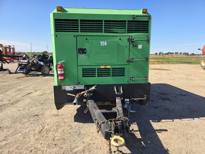 AC-124 915 CFM 2015 Doosan 8.9L Cummins Engine Air Compressor