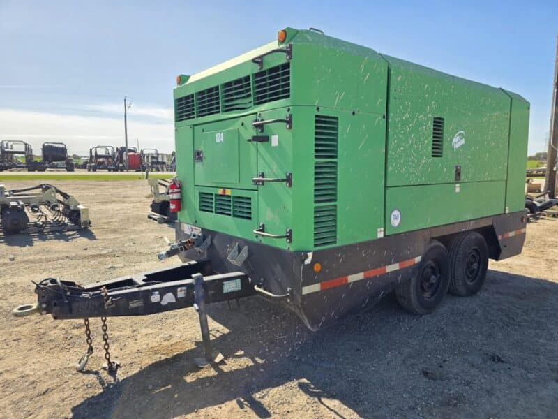 AC-124 915 CFM 2015 Doosan 8.9L Cummins Engine Air Compressor