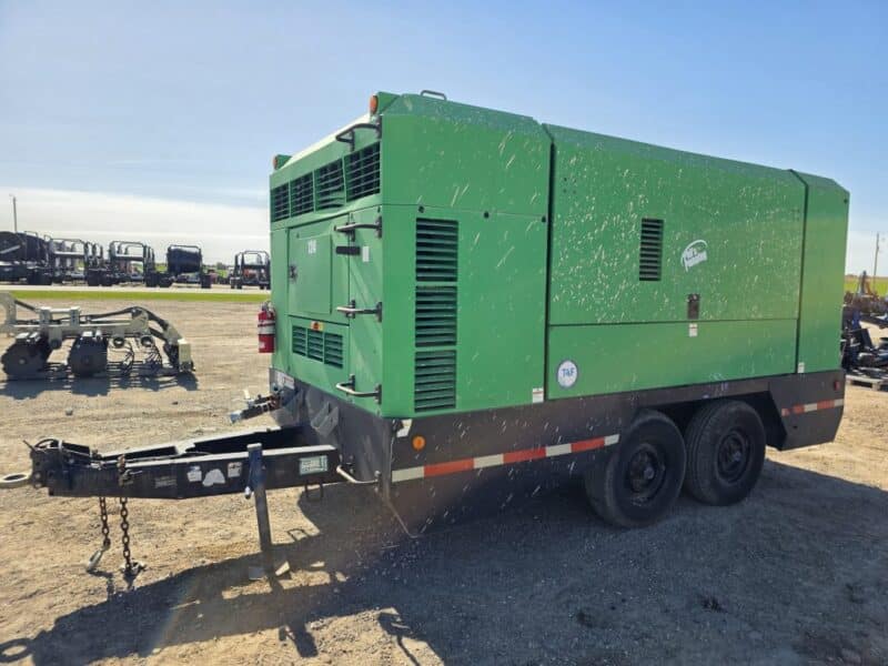 AC-124 915 CFM 2015 Doosan 8.9L Cummins Engine Air Compressor