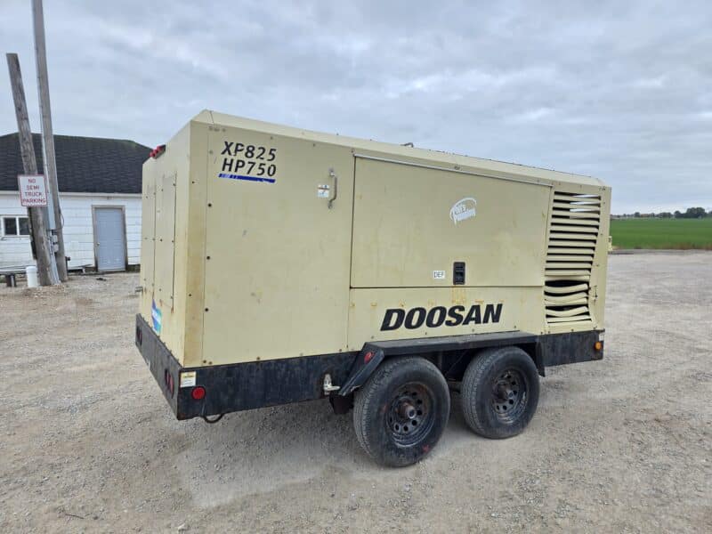 AC-126 825 CFM 2020 Doosan Cummins Engine Air Compressor