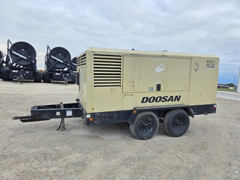 AC-126 825 CFM 2020 Doosan Cummins Engine Air Compressor