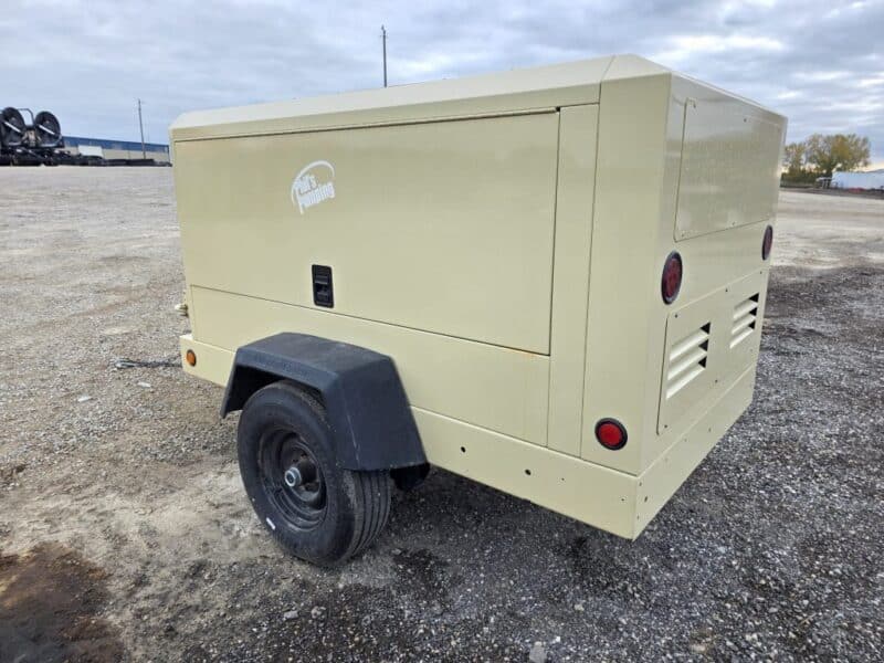 AC-127 375 CFM 2011 Doosan 4.5L John Deere Engine Air Compressor