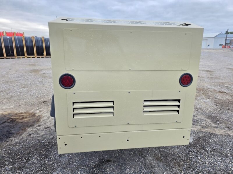AC-127 375 CFM 2011 Doosan 4.5L John Deere Engine Air Compressor