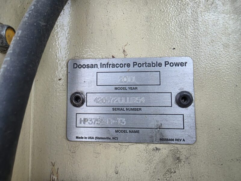 AC-127 375 CFM 2011 Doosan 4.5L John Deere Engine Air Compressor