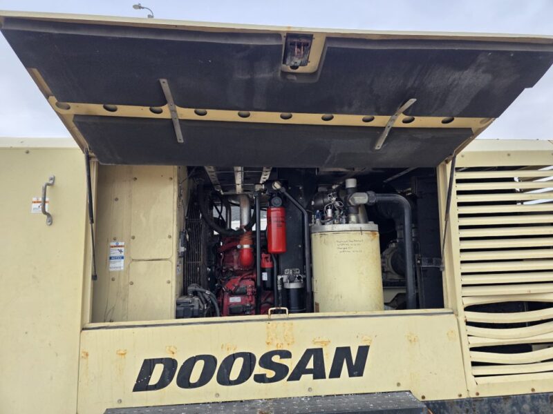 AC-126 825 CFM 2020 Doosan Cummins Engine Air Compressor