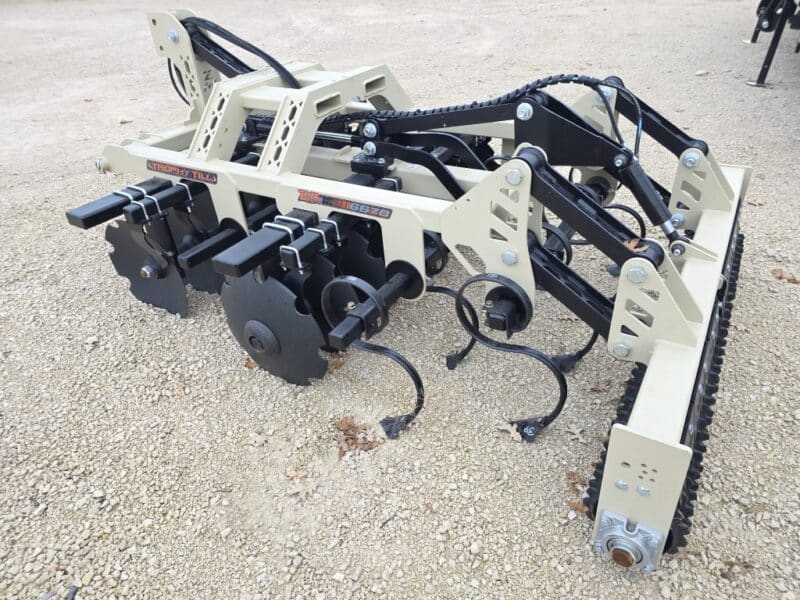6670 Trophy Till 66″ Working Width