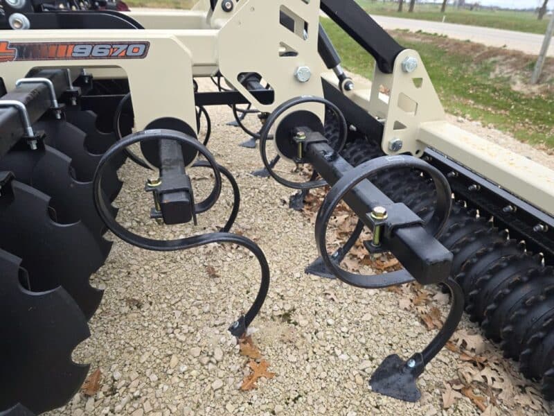 9670 Trophy Till 96″ Working Width