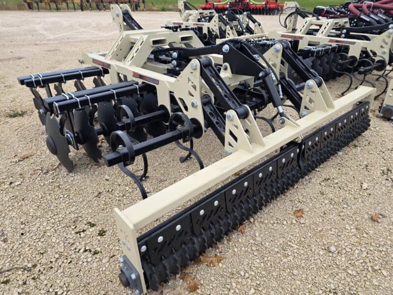 9670 Trophy Till 96″ Working Width