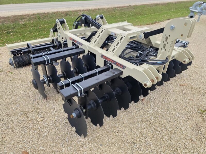 9670 Trophy Till 96″ Working Width